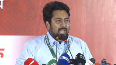 ‘যারা এখনই সমীকরণ মিলিয়ে ফেলছে তারা ভুল পথে হাটছে’