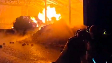 নরসিংদীতে স্পিনিং মিলে অগ্নিকাণ্ড, পুড়লো তুলা ও সুতা 