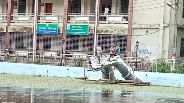 নজরুল বিশ্ববিদ্যালয়ে উপাচার্যের নির্দেশেই ভেঙে ফেলা হচ্ছে  ভাস্কর্য