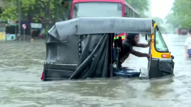 ভারত-পাকিস্তানে বন্যায় দুর্ভোগ, অপর্যাপ্ত ড্রেনেজ ব্যবস্থার কারণে বাড়ছে সমস্যা