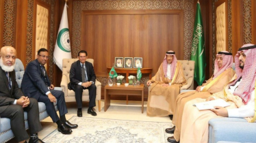 ওআইসির শীর্ষ নেতাদের সঙ্গে পররাষ্ট্রমন্ত্রীর বৈঠক