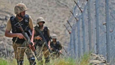 পাকিস্তানের হামলায় ২৩ আফগান সেনা নিহত