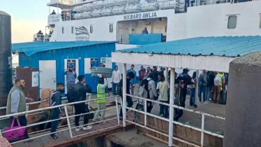 ১২শ পর্যটক নিয়ে কক্সবাজার থেকে সেন্টমার্টিনের পথে ৩ জাহাজ