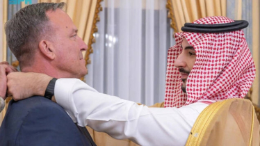 মুসলিম শিশুদের ভবিষ্যত সন্ত্রাসী হিসেবে ইঙ্গিত করা মার্কিন কমান্ডারকে সৌদির সর্বোচ্চ সম্মাননা