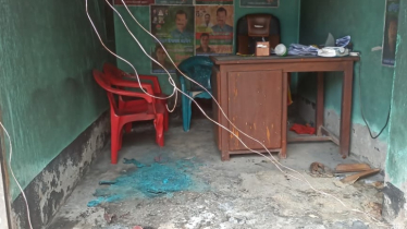 বিএনপির কার্যালয়ে পেট্রোল ঢেলে আগুন দিয়েছে দুর্বৃত্তরা