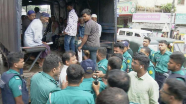 ব্যাটারিচালিত রিকশার আন্দোলন ঘিরে ২২ জন আটক  ব্যাটারিচালিত রিকশার আন্দোলন ঘিরে ২২ জন আটক