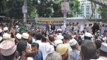 দুপুর ২টায় যমুনা অভিমুখে লংমার্চের ঘোষণা ইবতেদায়ি শিক্ষকদের