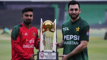 লাহোরে প্রথম টি-টোয়েন্টিতে টসে হেরে ফিল্ডিংয়ে বাংলাদেশ