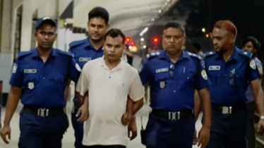 রংপুর এক্সপ্রেস ট্রেনে যাত্রীকে ধর্ষণের অভিযোগ, রেলওয়ের কর্মচারী আটক