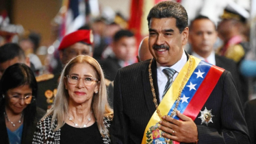 মাঝরাতে ঘুমের মধ্যে বেডরুম থেকে আটক করা হয় নিকোলাস মাদুরো ও তার স্ত্রীকে