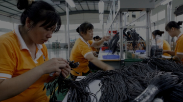 যেভাবে ‘বিনা শুল্কে’ যুক্তরাষ্ট্রে পণ্য পাঠাচ্ছে চীন (ভিডিও)