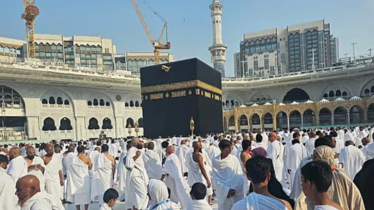 ৩০ দিনে ১ কোটি ৩৯ লাখ মুসল্লি ওমরাহ পালন করেছেন 