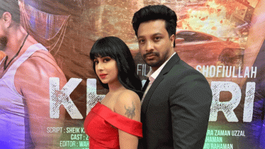 ডিসেম্বরেই আসছে `খিলাড়ি` 