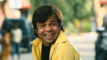 জামিনে মুক্ত হয়েই নতুন কাজের প্রস্তাব পেলেন রাজপাল যাদব