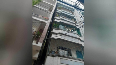 ডেমরায় হেলে পড়লো ৬ তলা আবাসিক ভবন