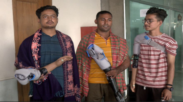 দেশেই তৈরি রোবোটিক হাত পেলো বৈষম্য বিরোধী ছাত্র আন্দোলনে হাত হারানো পাঁচ তরুণ