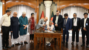 জুলাই গণ-অভ্যুত্থান দিবস উপলক্ষে স্মারক ডাকটিকিট অবমুক্ত করলেন প্রধান উপদেষ্টা