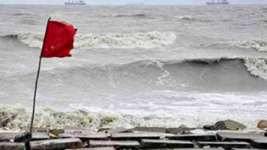 অভ্যন্তরীণ নদীবন্দরগুলোতে ১ নম্বর সতর্ক সংকেত 