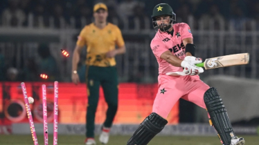 হার দিয়ে আফ্রিকার বিপক্ষে সিরিজ শুরু পাকিস্তানের হার দিয়ে আফ্রিকার বিপক্ষে সিরিজ শুরু পাকিস্তানের