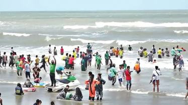 আদালতের নিষেধাজ্ঞার তোয়াক্কা না করে কক্সবাজারে সংকটাপন্ন এলাকায় বহুতল ভবন নির্মাণ