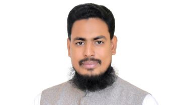 গাড়ি-বাড়ি নেই আখতারের, জানিয়েছেন নগদ টাকার পরিমাণ