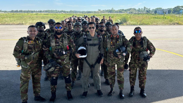 বিজয় দিবসে ঢাকার আকাশে লাল-সবুজ পতাকার রেকর্ড গড়তে চান আশিক চৌধুরী