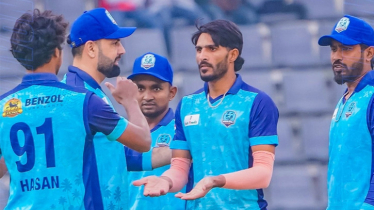 ঢাকার মাঠেও হার, বিপিএল থেকে বিদায় নিলো নোয়াখালী