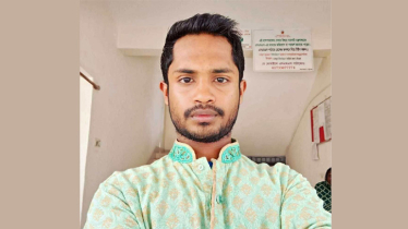 ফজরের নামাজ পড়তে বেরিয়ে ছেলের মরদেহ দেখলেন বাবা