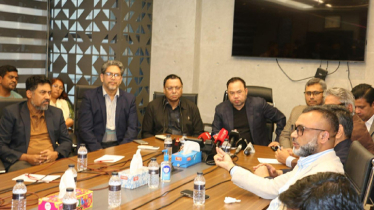 চট্টগ্রাম বন্দরে নজিরবিহীন অচলাবস্থায় বিপন্ন অর্থনীতি