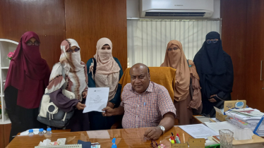 কার্জন হলের সমস্যা নিরসনে ইসলামী ছাত্রীসংস্থার স্মারকলিপি প্রদান