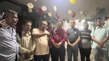 ডিইউজে নির্বাচনের স্থগিতাদেশ প্রত্যাহার না হলে আদালতে যাবেন ক্ষুব্ধ প্রার্থীরা ডিইউজে নির্বাচনের স্থগিতাদেশ প্রত্যাহার না হলে আদালতে যাবেন ক্ষুব্ধ প্রার্থীরা