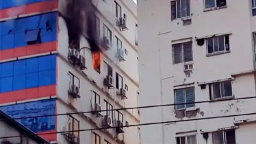 বিজয়নগরে বহুতল ভবনে আগুন, নিয়ন্ত্রণের চেষ্টা ৫ ইউনিটের