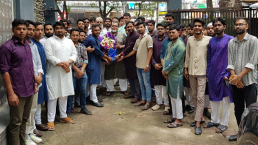 ছাত্রদের নেতৃত্বে শতাধিক ব্যক্তির বাংলাদেশ জাতীয় দলে যোগদান