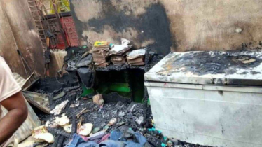 গভীর রাতের আগুনে নিমেষেই শেষ ৩০ লাখ টাকার সম্পদ
