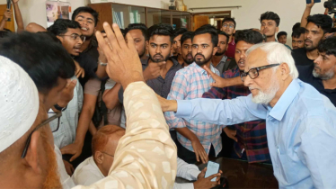 দুর্নীতির দায়ে বরখাস্ত হওয়া দেলোয়ার ফিরে আসার প্রতিবাদে উত্তাল গবি