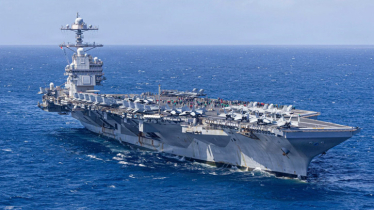 ইরানের সাথে যুদ্ধের মধ্যে যুক্তরাষ্ট্রের সর্ববৃহৎ রণতরীতে আগুন