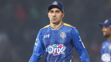 অনুমতি ছাড়াই কক্ষে আকসুর উপস্থিতি, অসন্তোষ প্রকাশ আফগান ব্যাটারের