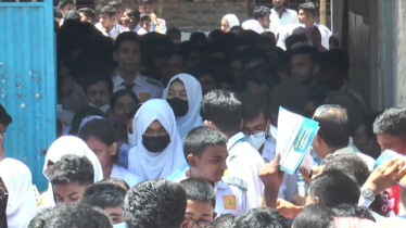 এইচএসসির প্রথম দিনে অনুপস্থিত প্রায় ২০ হাজার পরীক্ষার্থী