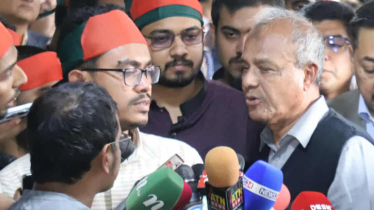 স্বরাষ্ট্র উপদেষ্টা কেন বললেন, ‘সবকিছু তো এখানে বলা যাবে না’