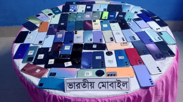 সীমান্তে মিললো মালিকবিহীন ভারতীয় ৮৫টি মোবাইল ফোন