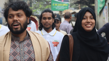 গুলিবিদ্ধ হাদি: জুমার হুঁশিয়ারি ‘এক এক ফোঁটা রক্তের বদলা নিবো’