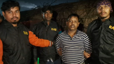 হাদিকে হত্যাচেষ্টাকারী ফয়সালের ঘনিষ্ঠ সহযোগী দাঁতভাঙ্গা কবির গ্রেফতার