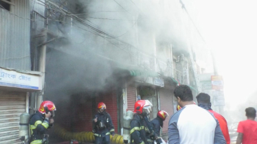 ১২ ঘণ্টায়ও নিয়ন্ত্রণে আসেনি জাবালে নূর টাওয়ারের আগুন