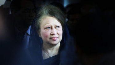 ‘বেগম খালেদা জিয়াকে যেমন দেখেছি’: একজন গুণগ্রাহী ভক্তের স্মৃতিচারণ