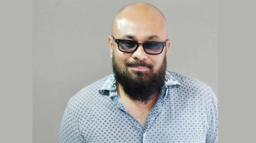 আদালতের গ্রেফতারি পরোয়ানার পরও বহাল তবিয়তে রায়হান কবির