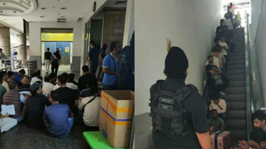 কুয়ালালামপুরে শপিং মলে সাঁড়াশি অভিযান, বাংলাদেশিসহ আটক ১২৪