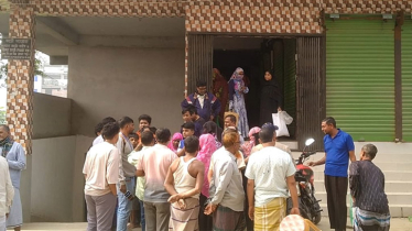 ঋণের লোভে ঢাকায় এসে ফেরার পথে আটক ৫
