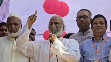 গণতন্ত্র রক্ষার লড়াইয়ে জনগণ কখনো প্রাণ উৎসর্গ করতে পিছপা হয়নি: মঈন খান