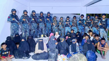 টেকনাফের গহীন পাহাড়ে নৌবাহিনী-কোস্টগার্ডের অভিযান, ৩৯ জনকে উদ্ধার