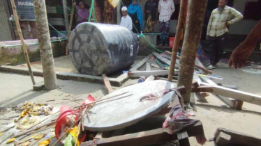 ওজু করার সময় মাথায় পানির ট্যাঙ্কি পড়ে জীবন গেল ফাতেমার